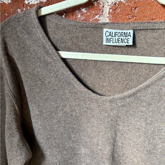 Vintage brown elevated basic long sleeve top - Picture 5 of 6